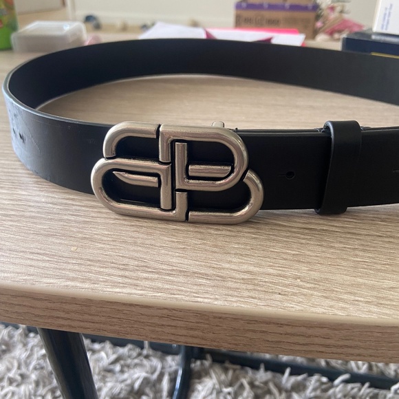 Balenciaga Belt - Picture 1 of 4